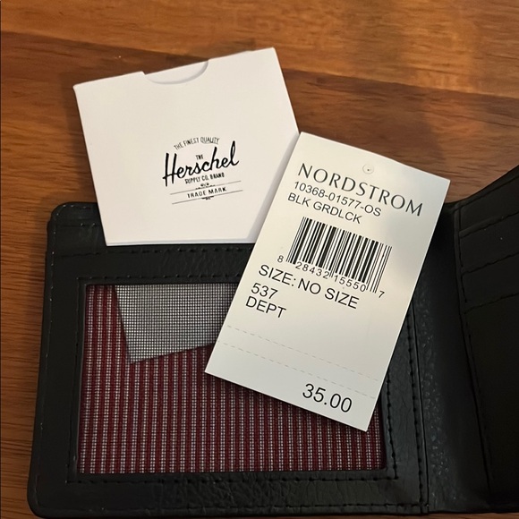 NWT Herschel Supply Company Black and White Wallet Card Holder - Picture 6 of 7